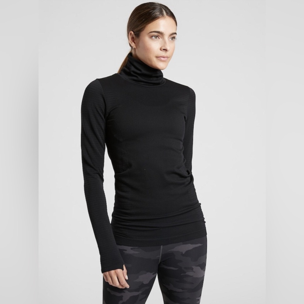 Athleta Flurry Blizzard Rib Turtleneck in Black Size XS